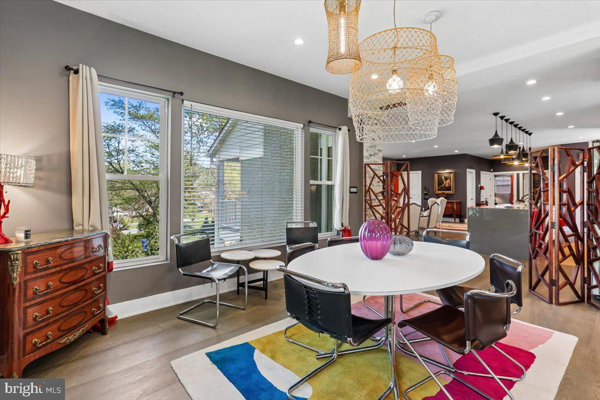 MAPLEWOOD MANOR - Residential