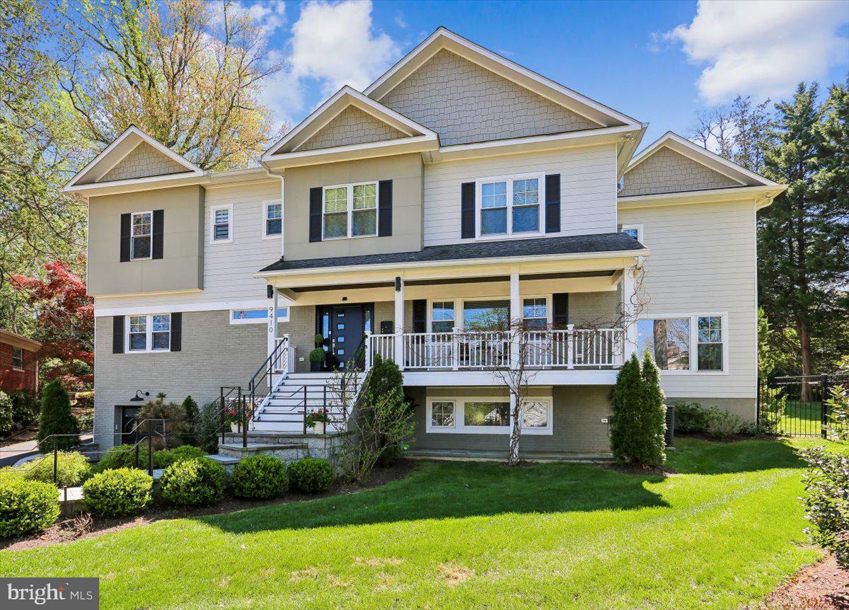 MAPLEWOOD MANOR - Residential