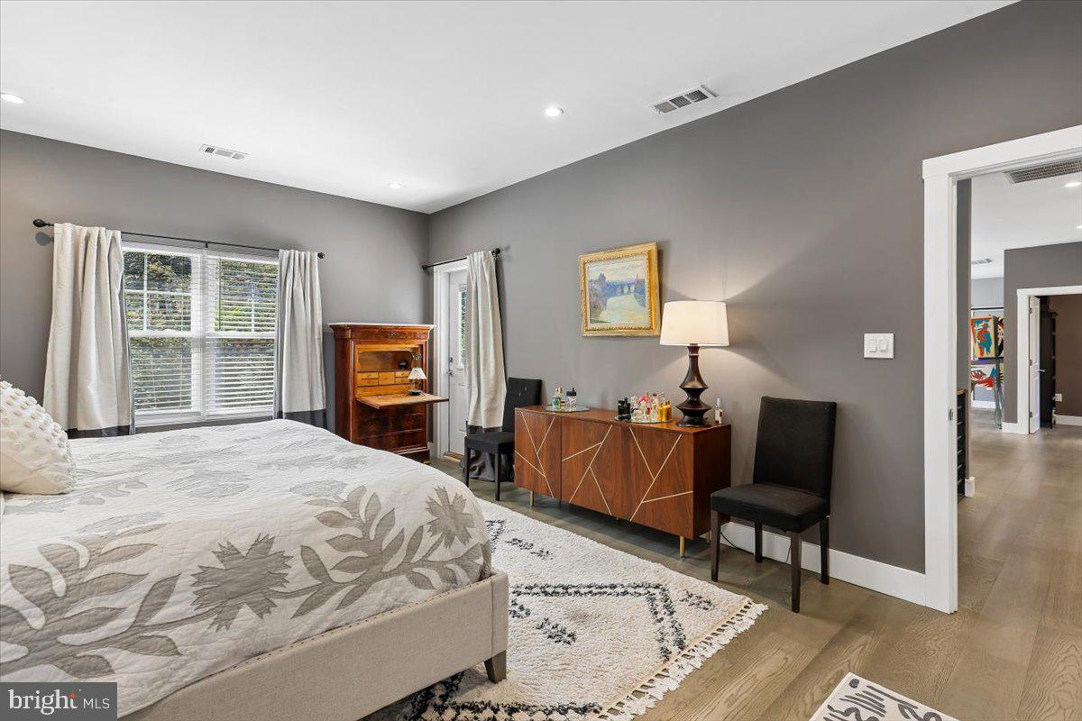 MAPLEWOOD MANOR - Residential