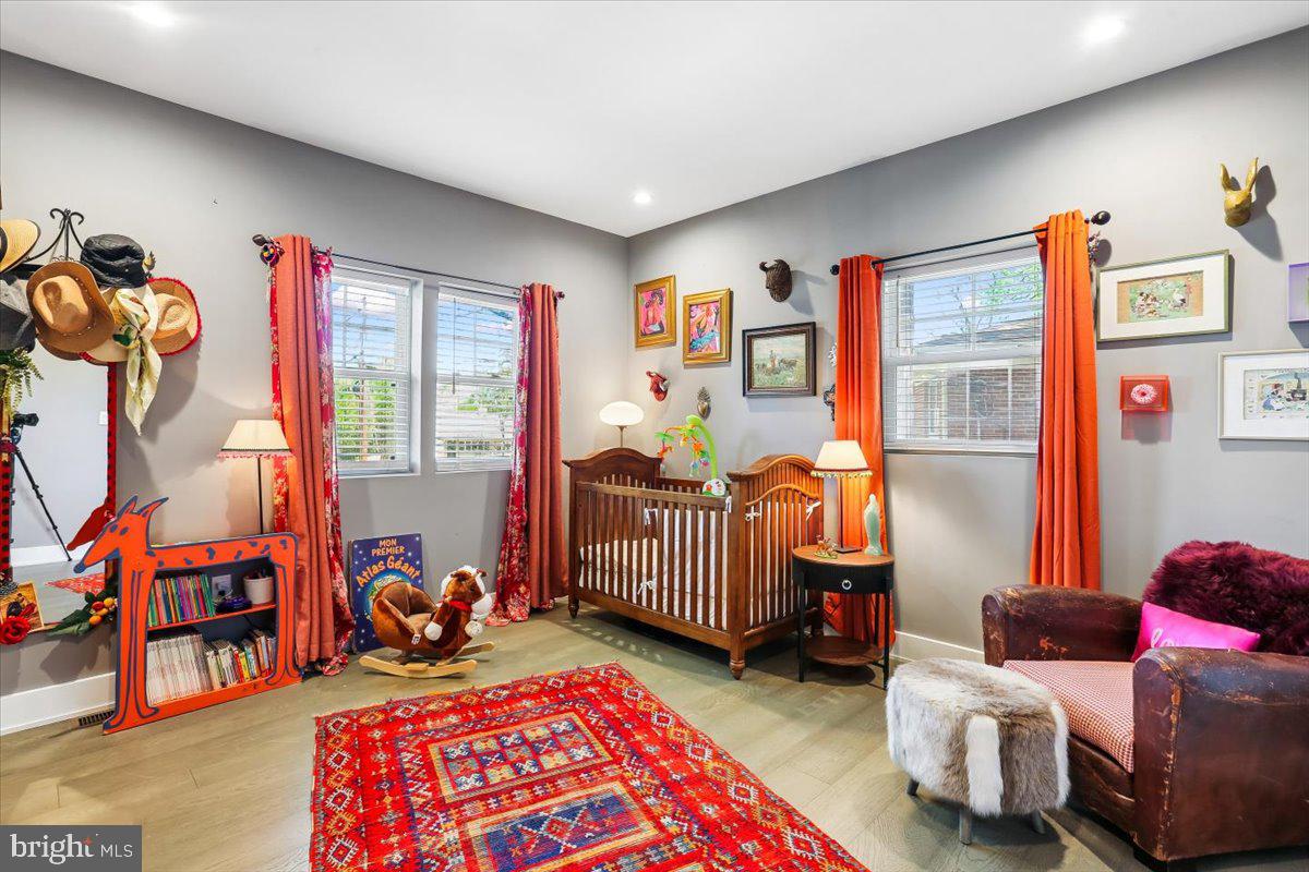 MAPLEWOOD MANOR - Residential