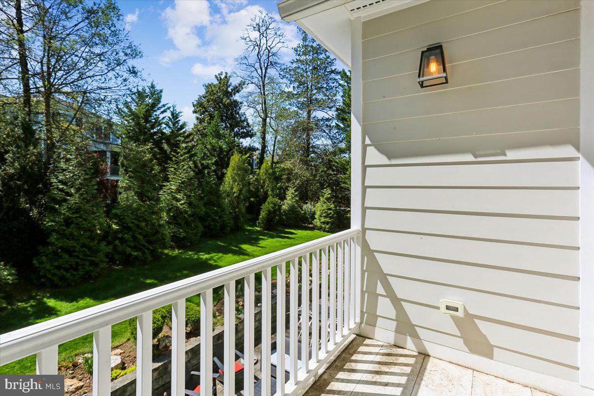 MAPLEWOOD MANOR - Residential