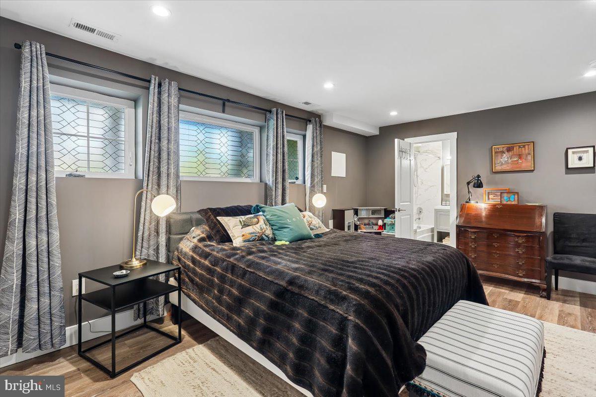 MAPLEWOOD MANOR - Residential