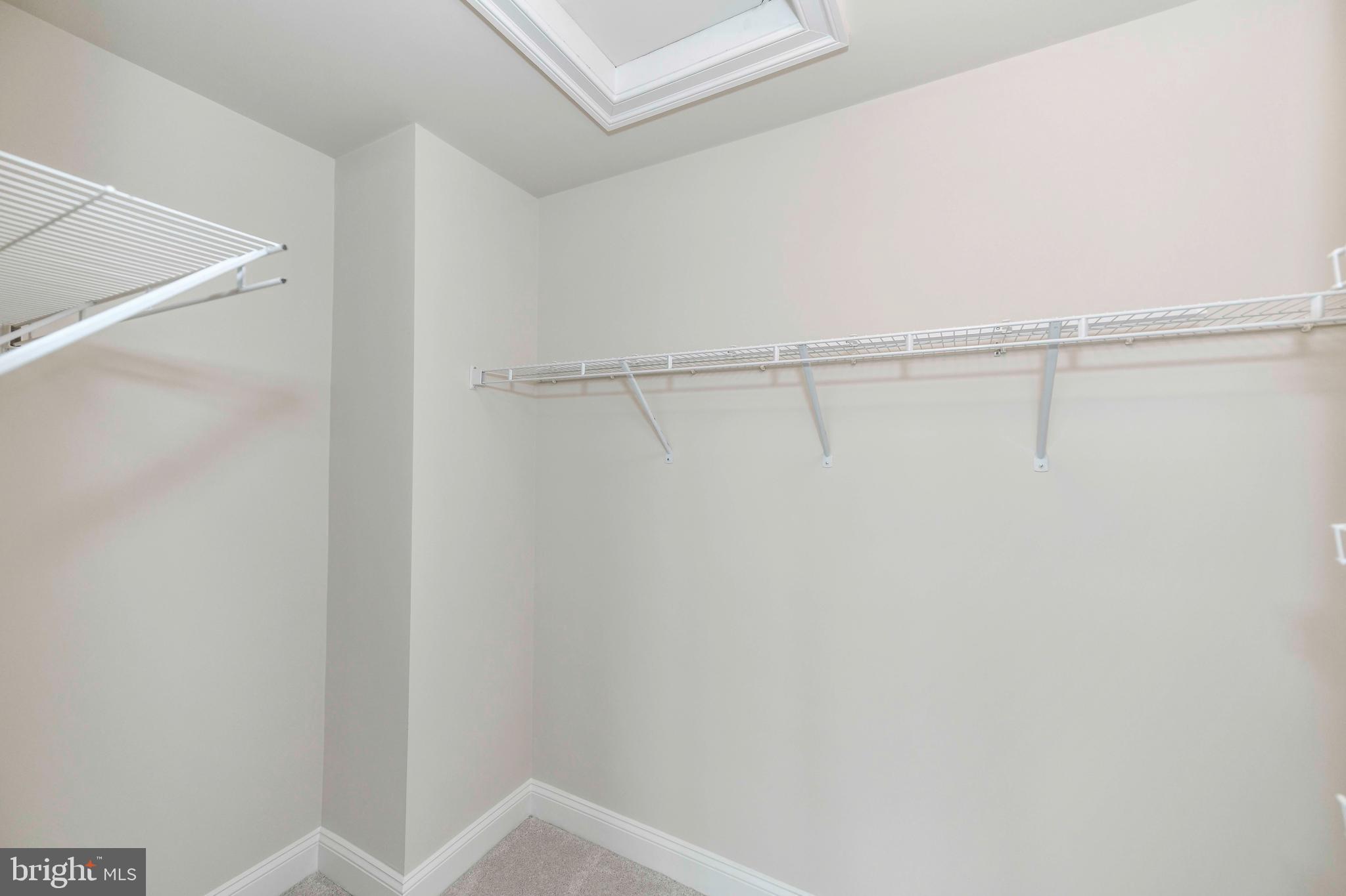 OAKLAWN - Residential Lease