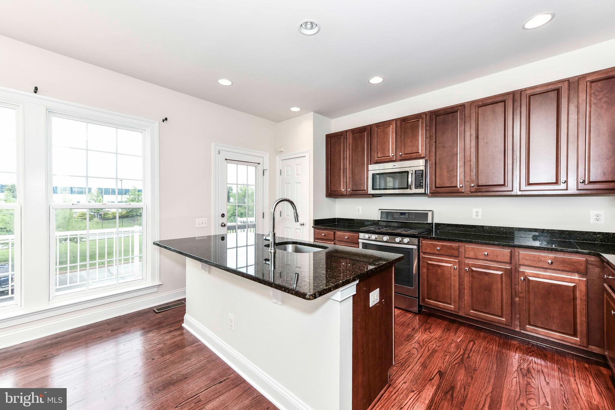 OAKLAWN - Residential Lease