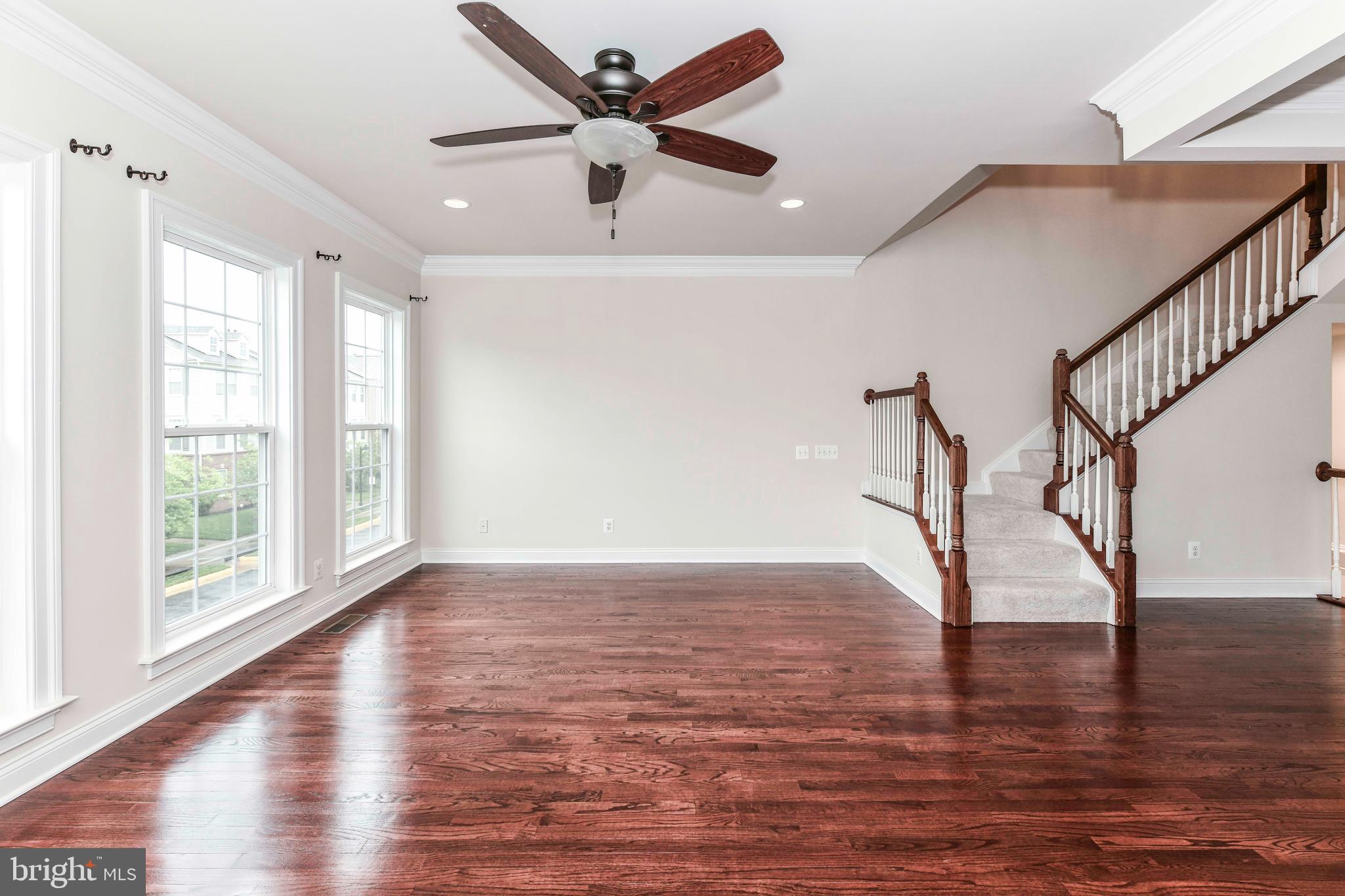 OAKLAWN - Residential Lease