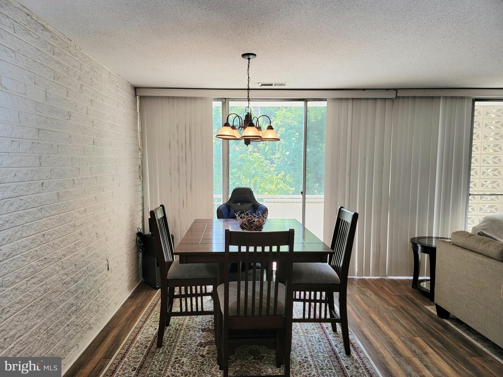 PRESIDENTIAL PARK - Residential