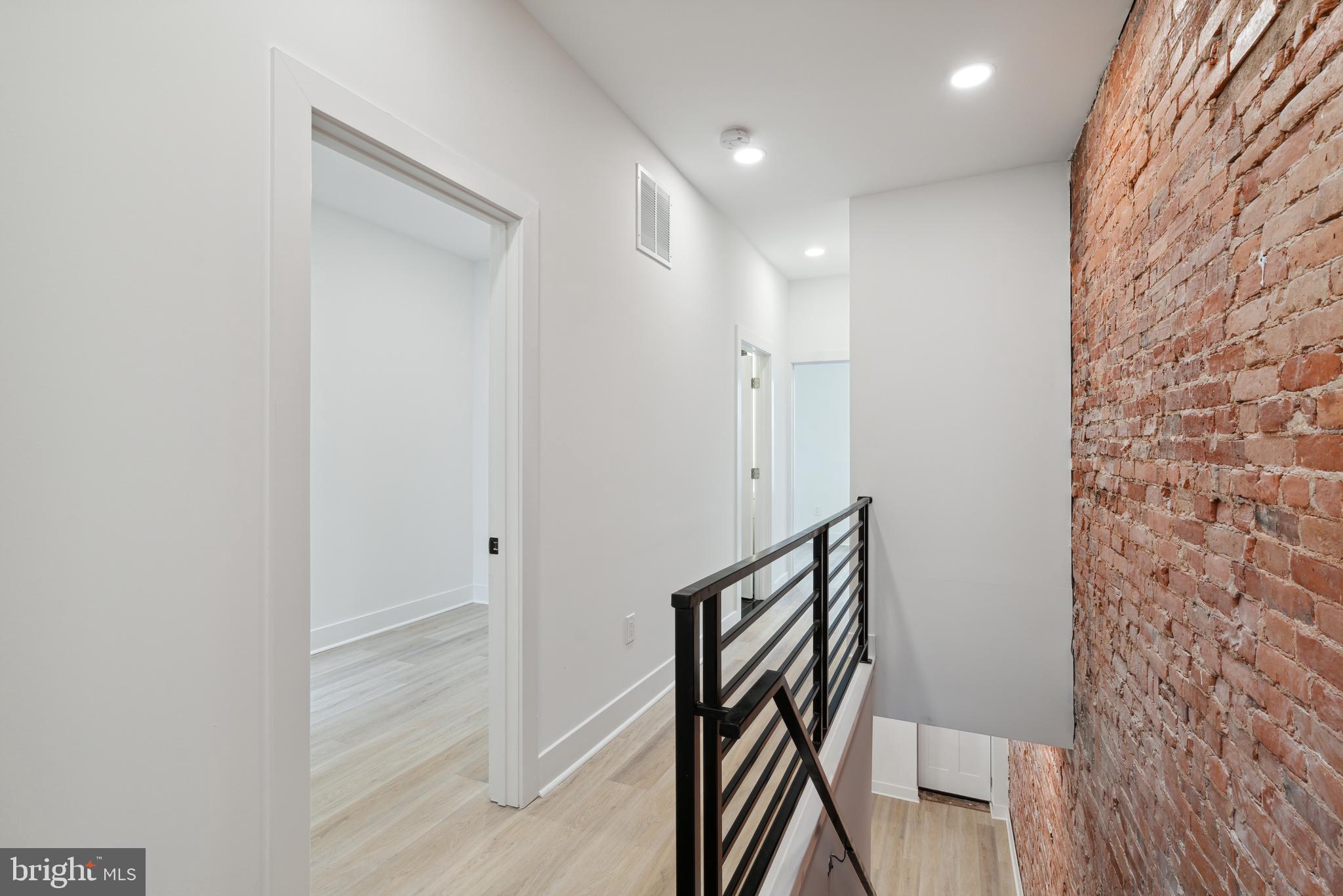 PARKSIDE - Residential