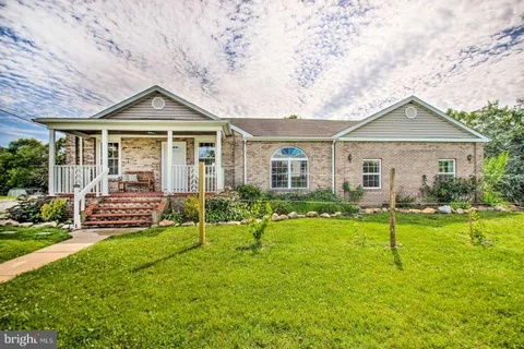 703 10th Street, Shenandoah, VA MLS: VAPA2004588