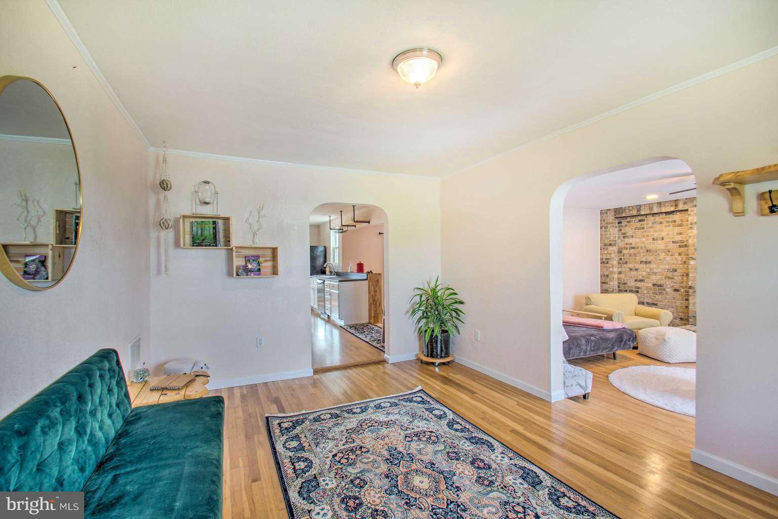 703 10TH STREET
