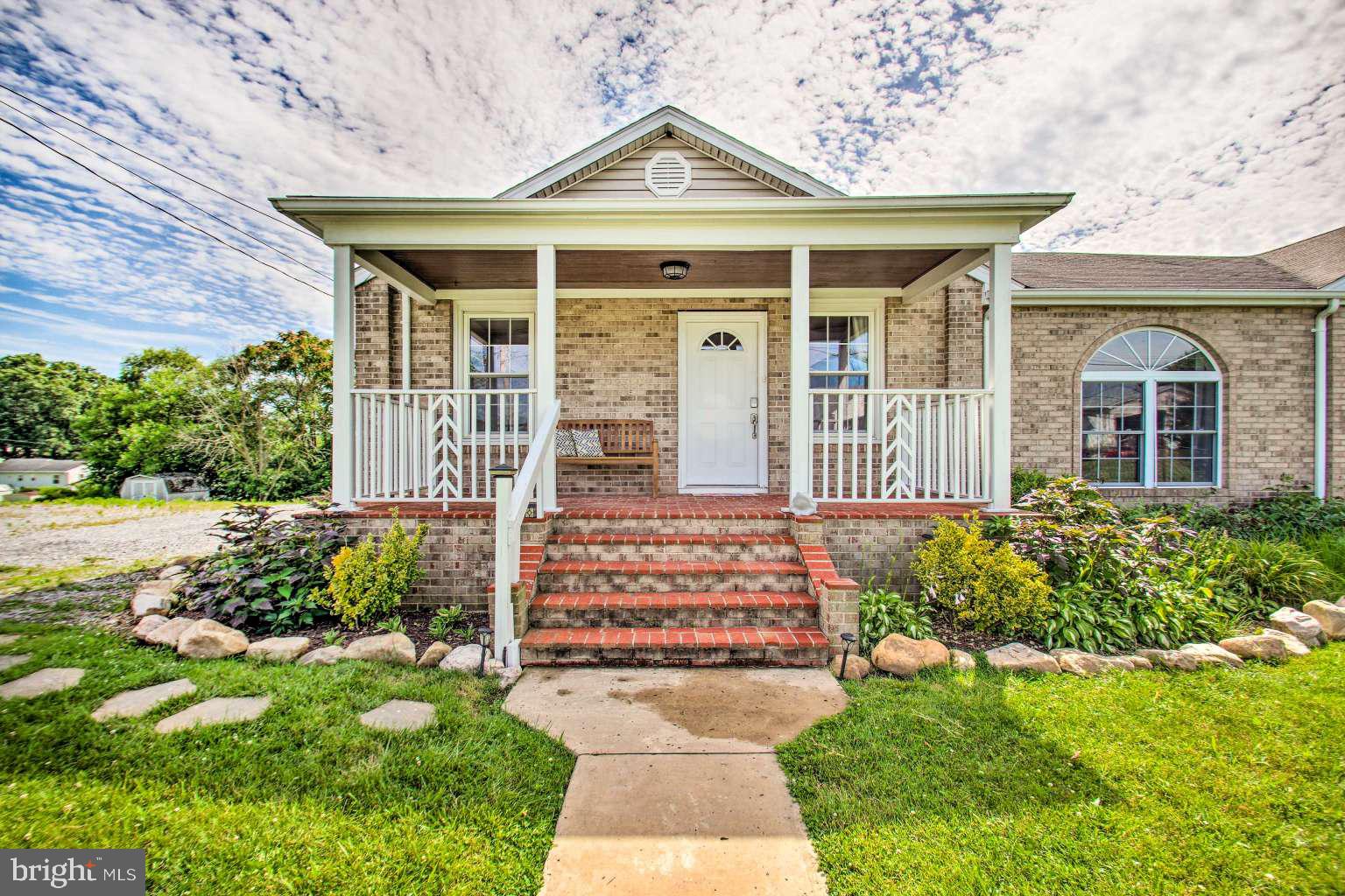 703 10TH STREET