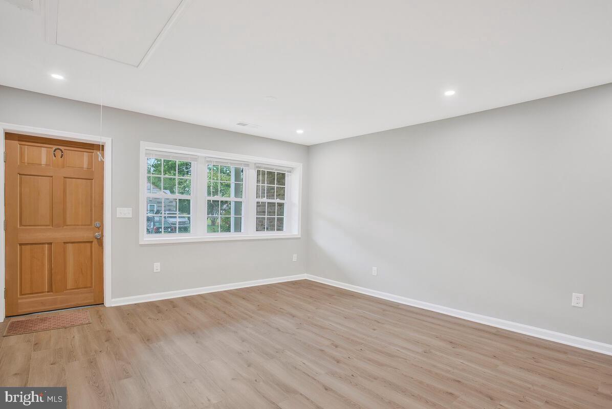 BELLE-FONTE - Residential Lease