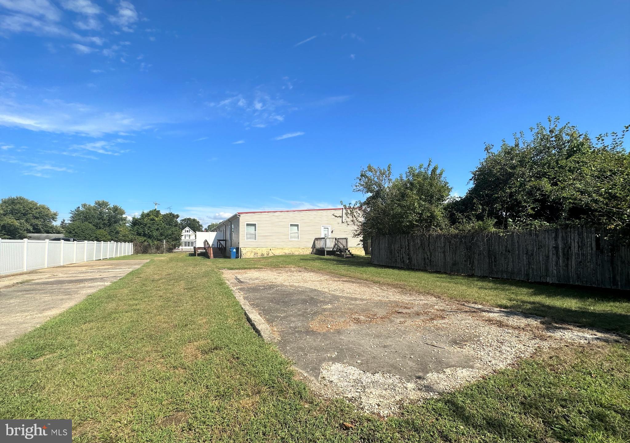 TOWN OF RIDGELY - Commercial Lease