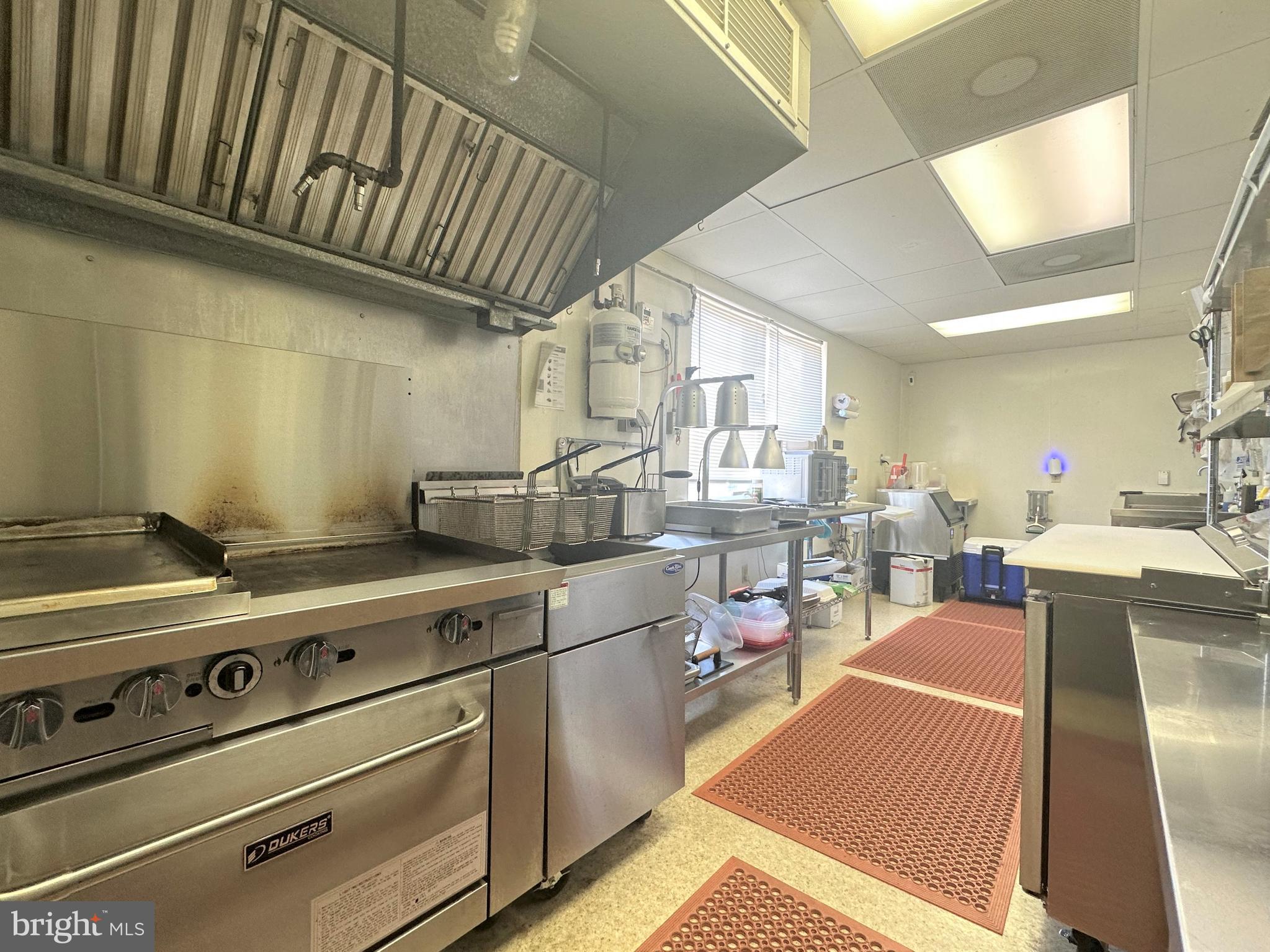 TOWN OF RIDGELY - Commercial Lease