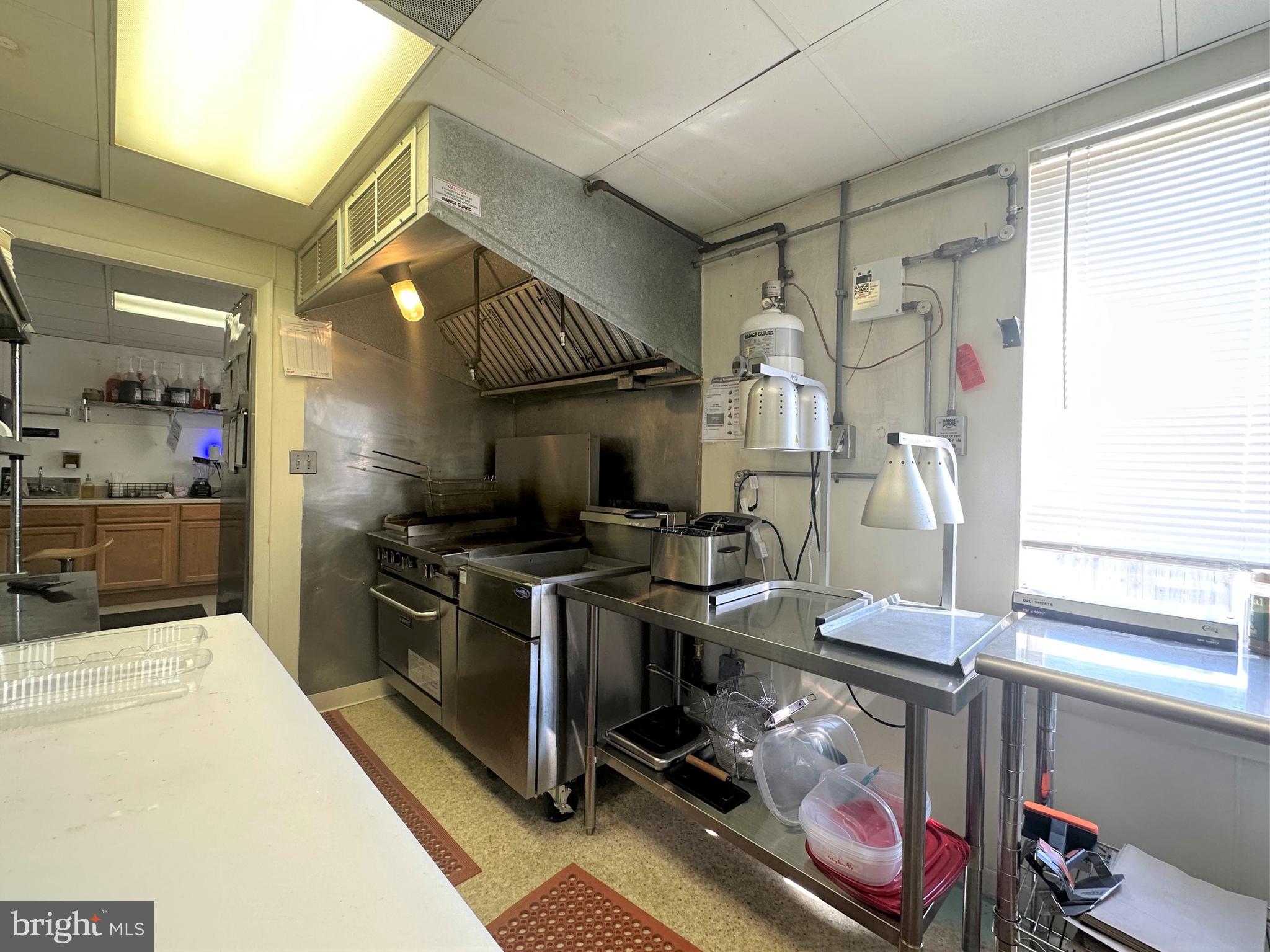 TOWN OF RIDGELY - Commercial Lease