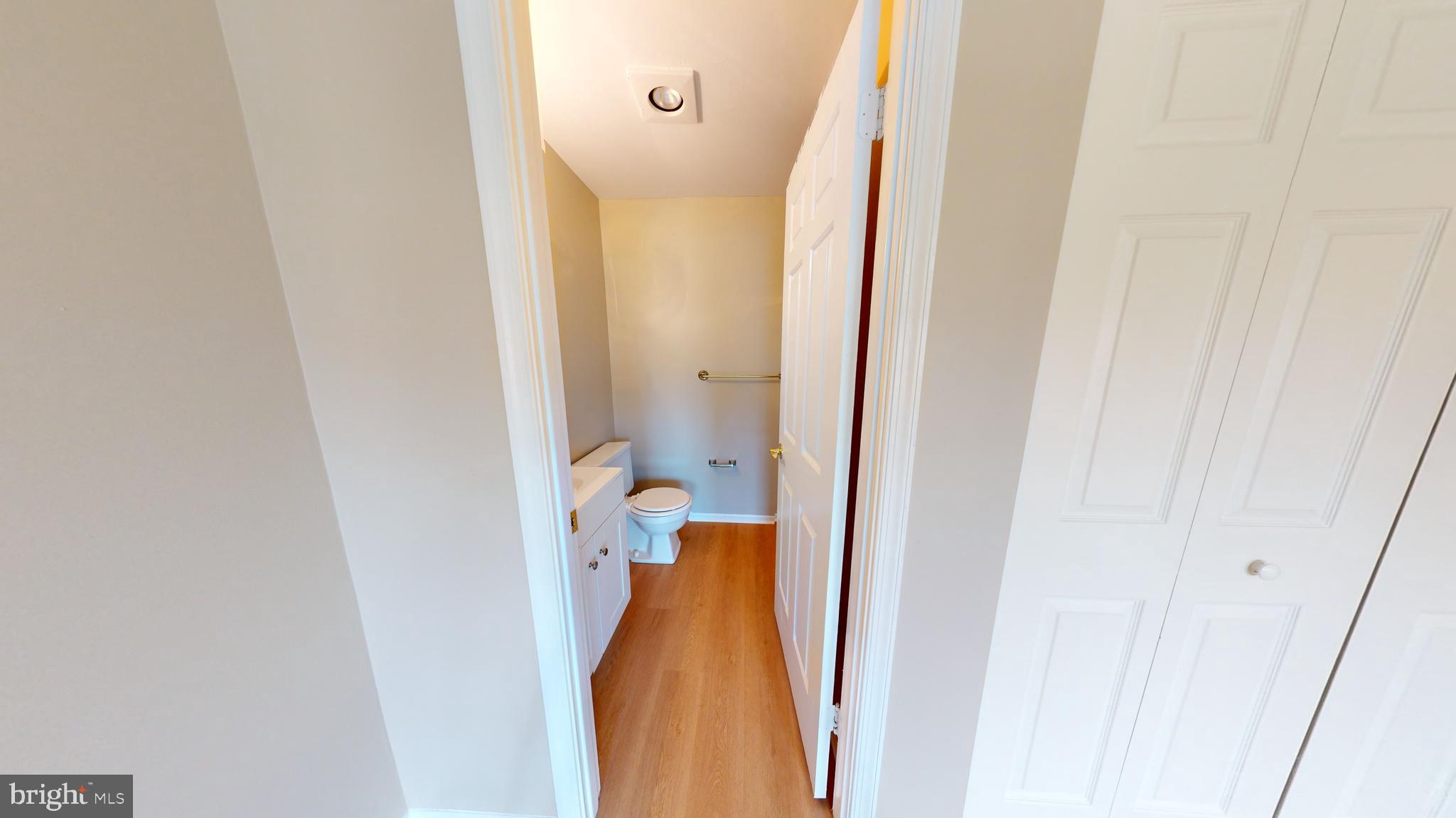 CROFTON VILLAGE - Residential Lease