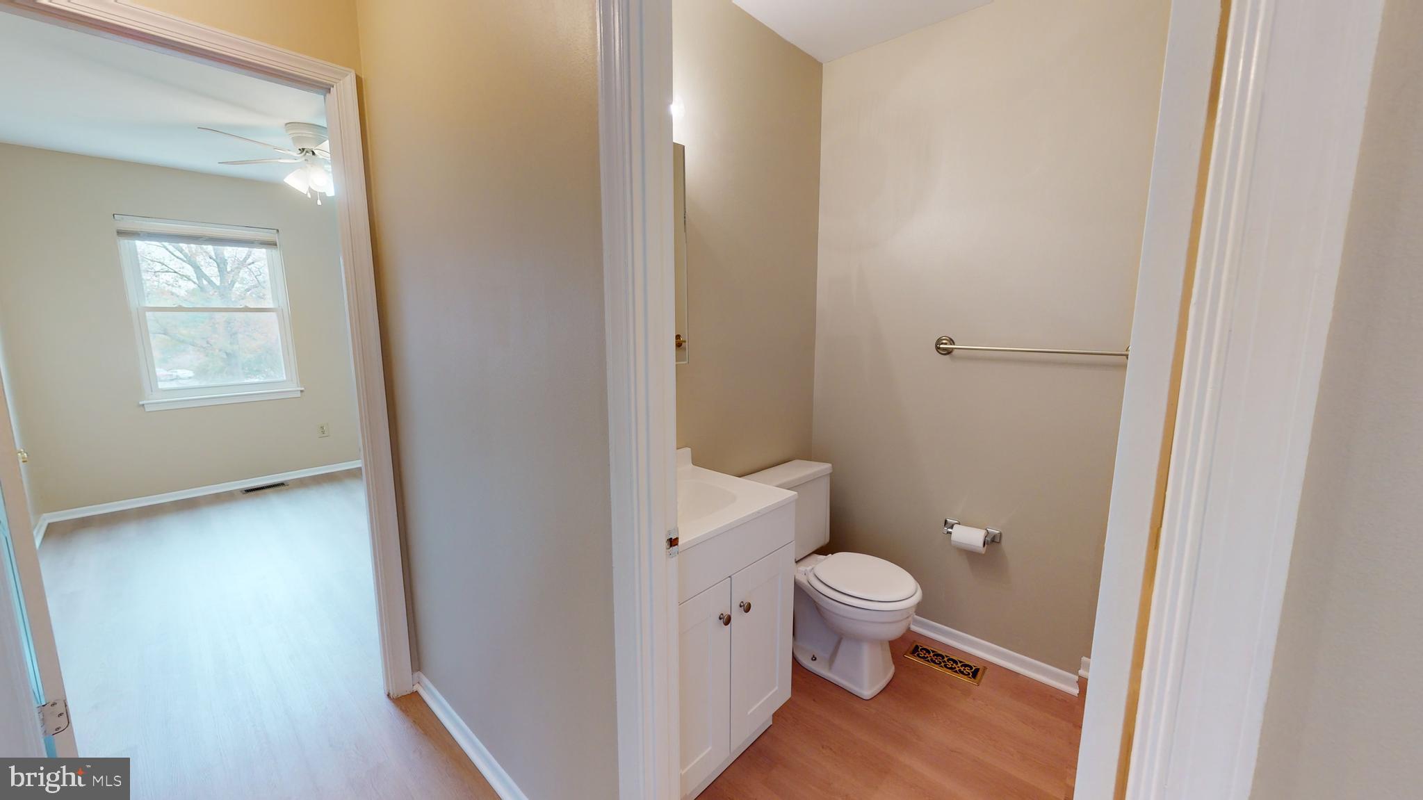 CROFTON VILLAGE - Residential Lease