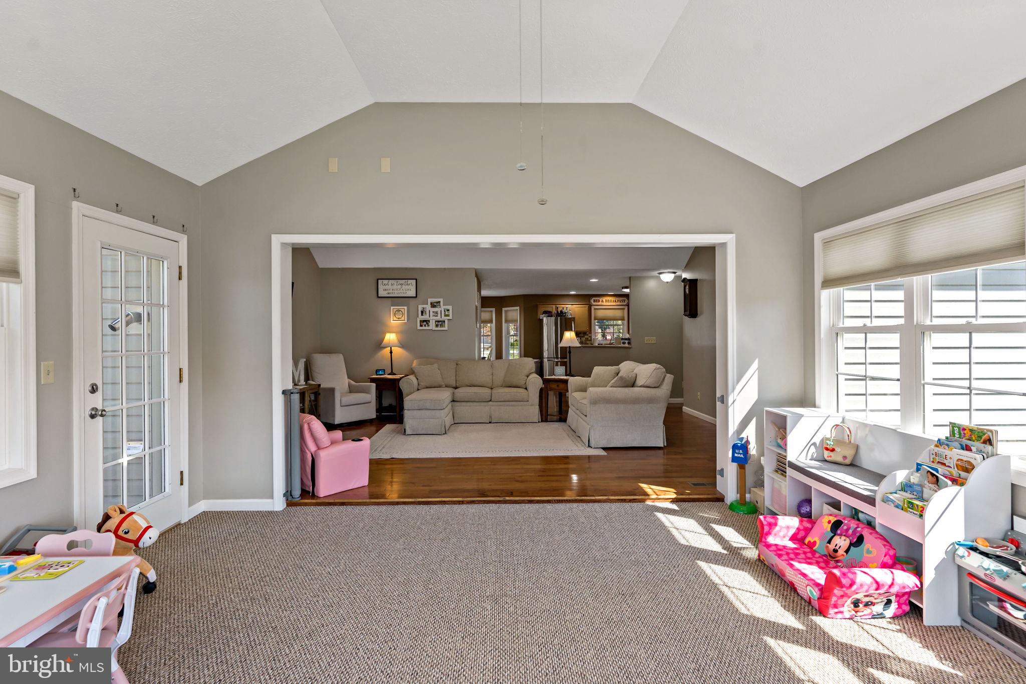 CACAPON SOUTH - Residential