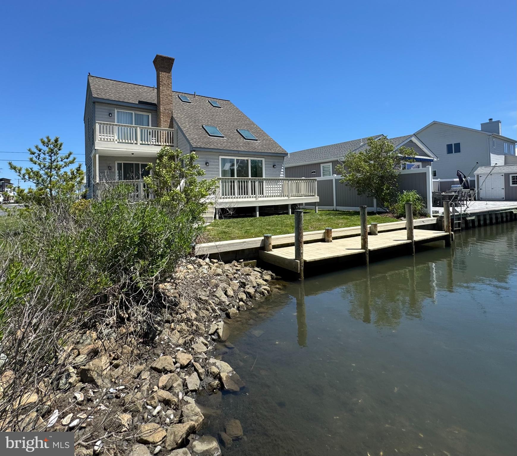 CAPE ISLE OF WIGHT - Residential Lease