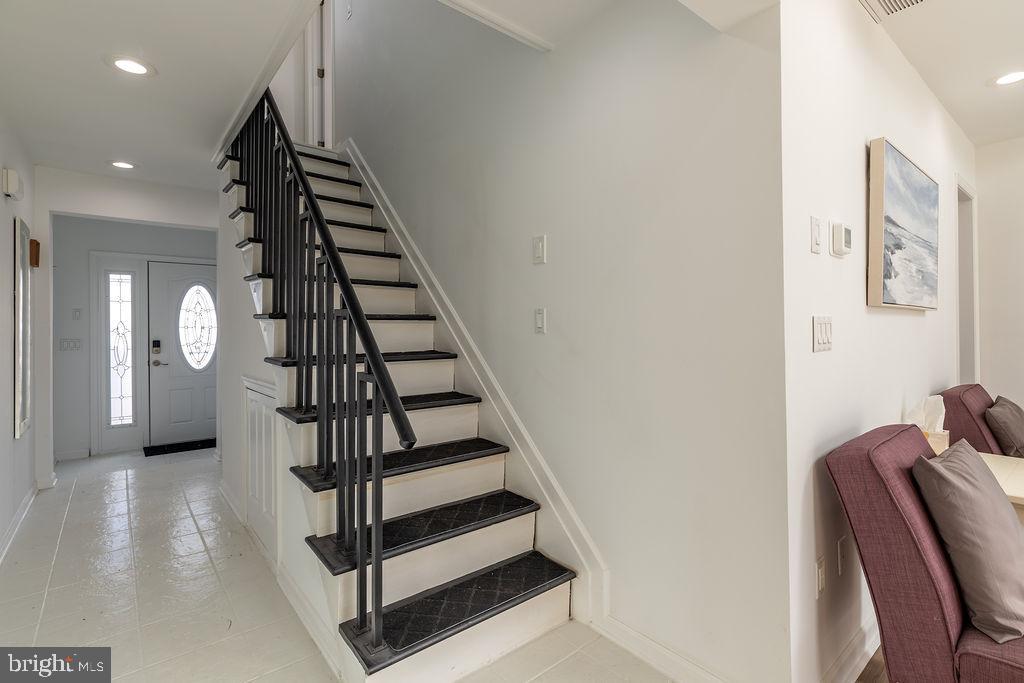 CAPE ISLE OF WIGHT - Residential Lease