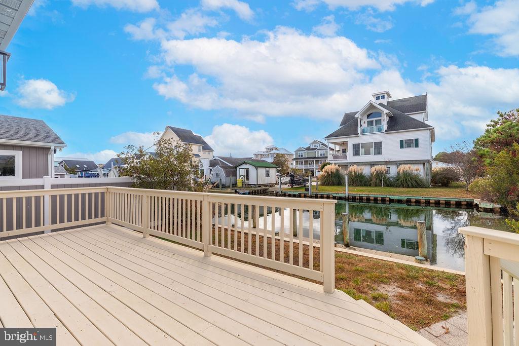 CAPE ISLE OF WIGHT - Residential Lease