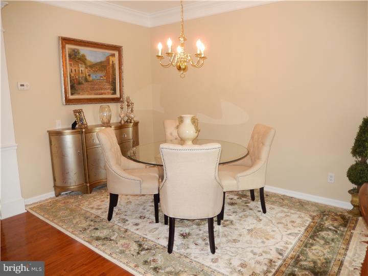 WINDSOR RIDGE - Residential