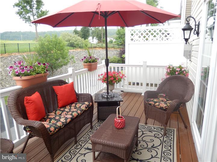 WINDSOR RIDGE - Residential