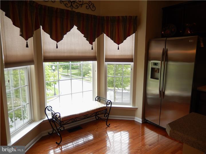 WINDSOR RIDGE - Residential