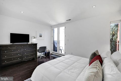 Tiny photo for 1630 19th Street NW, WASHINGTON, DC 20009 (MLS # DCDC2246450)