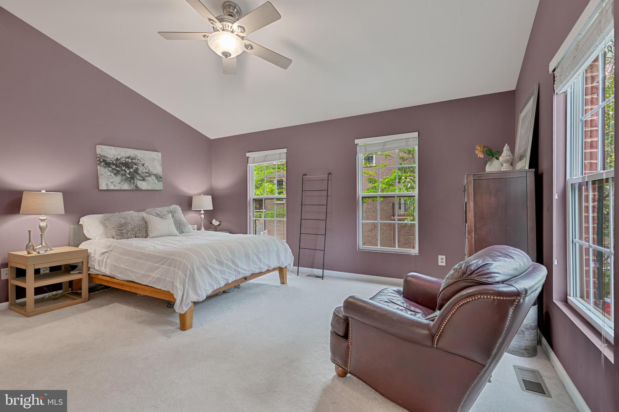 VIRGINIA CENTER - Residential