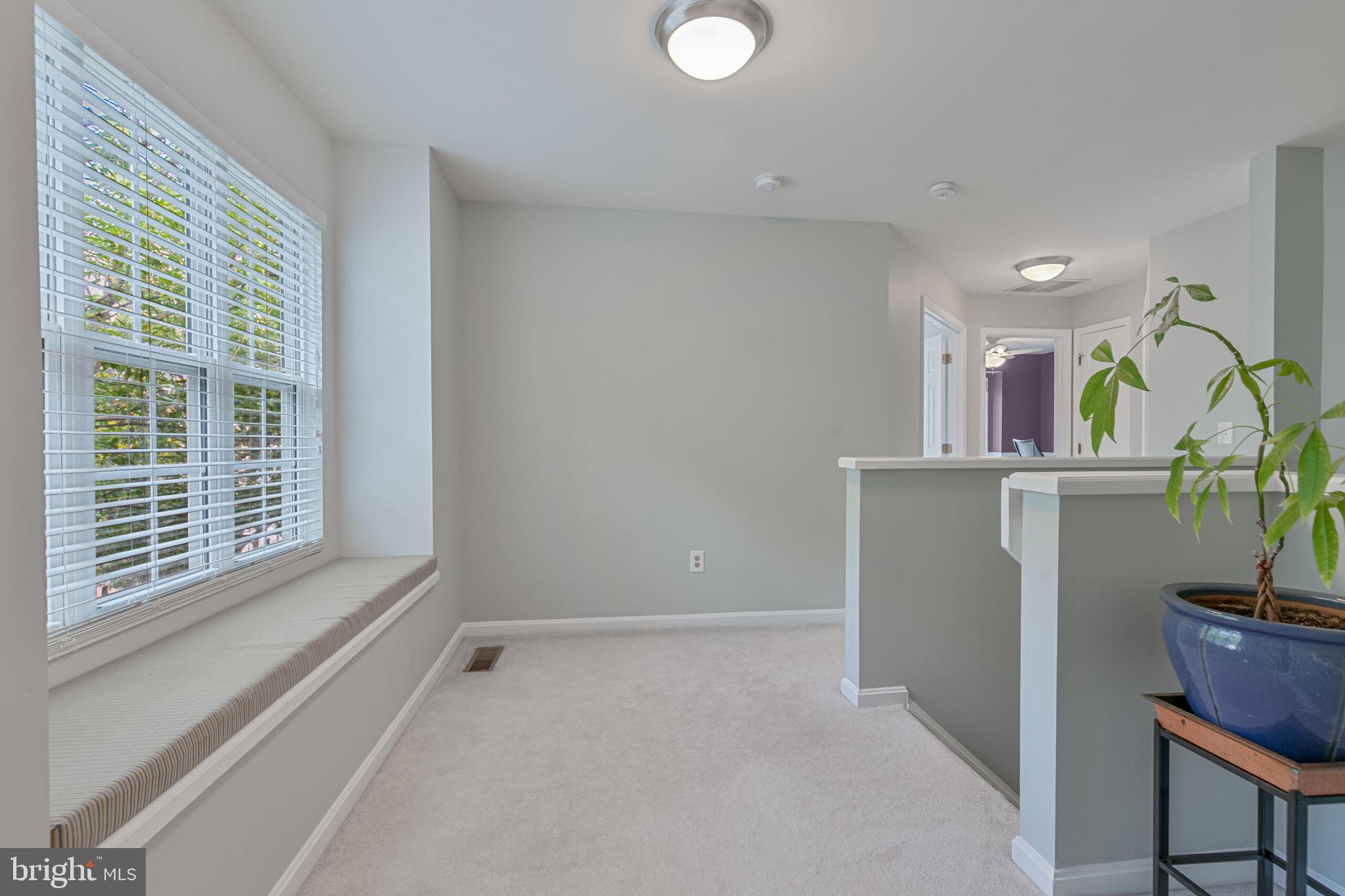 VIRGINIA CENTER - Residential