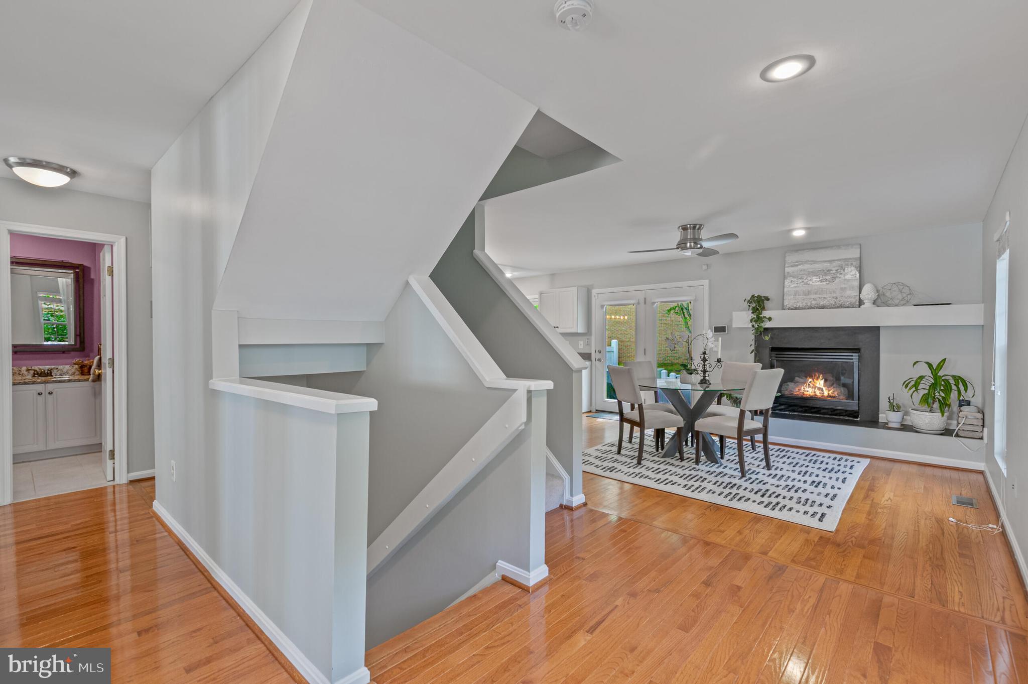 VIRGINIA CENTER - Residential