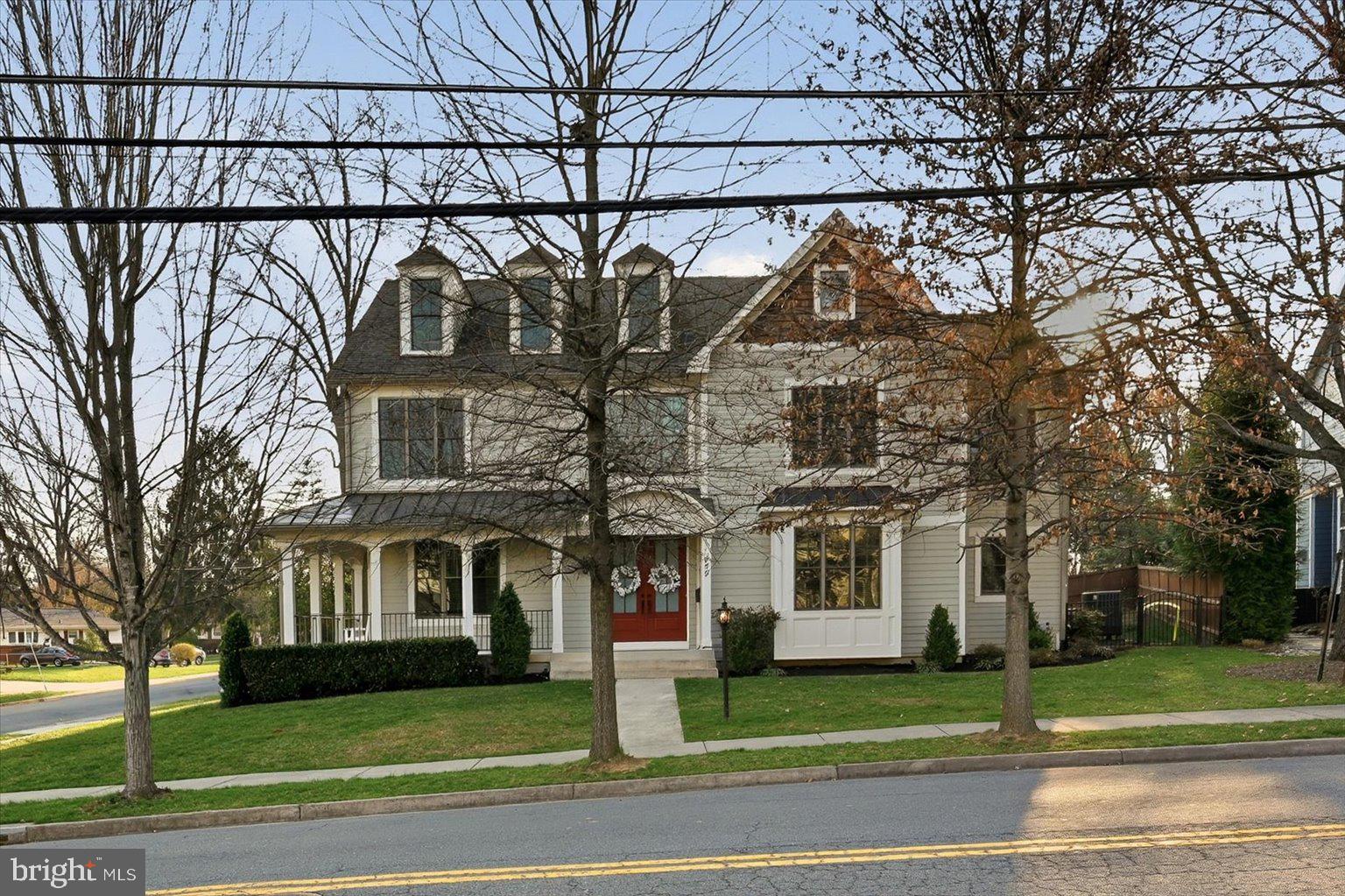 VIENNA WOODS - Residential