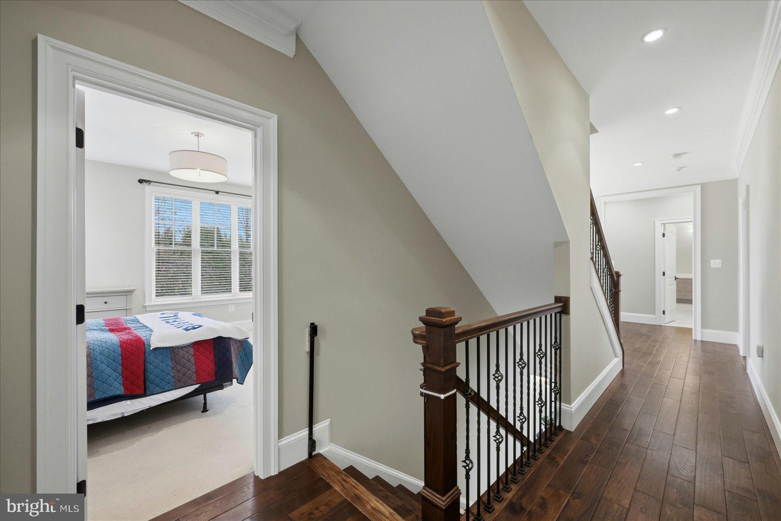 VIENNA WOODS - Residential