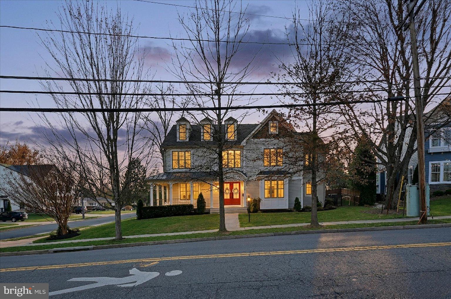 VIENNA WOODS - Residential