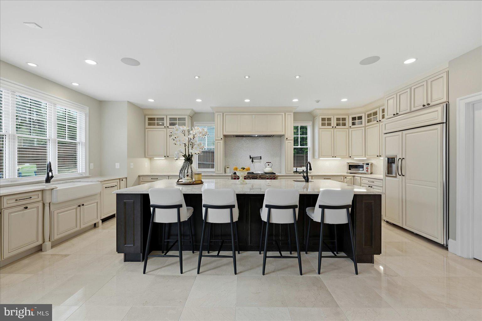 VIENNA WOODS - Residential