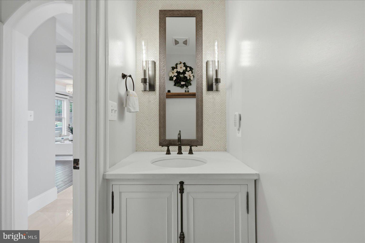 VIENNA WOODS - Residential