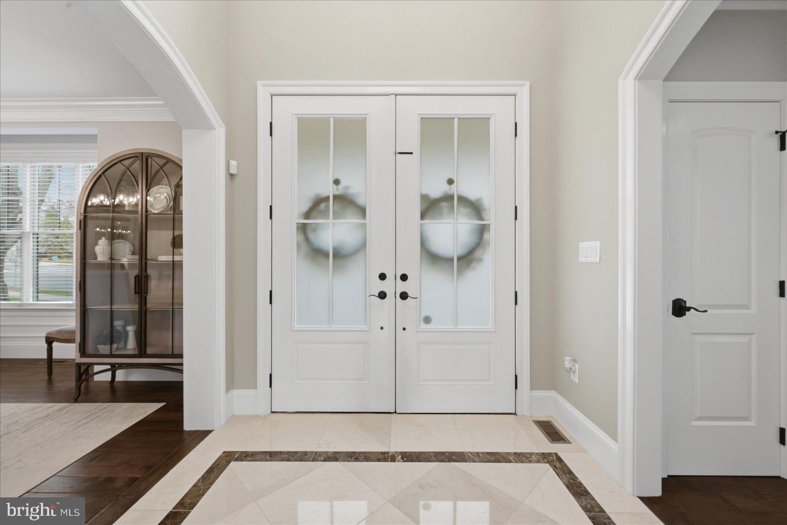 VIENNA WOODS - Residential