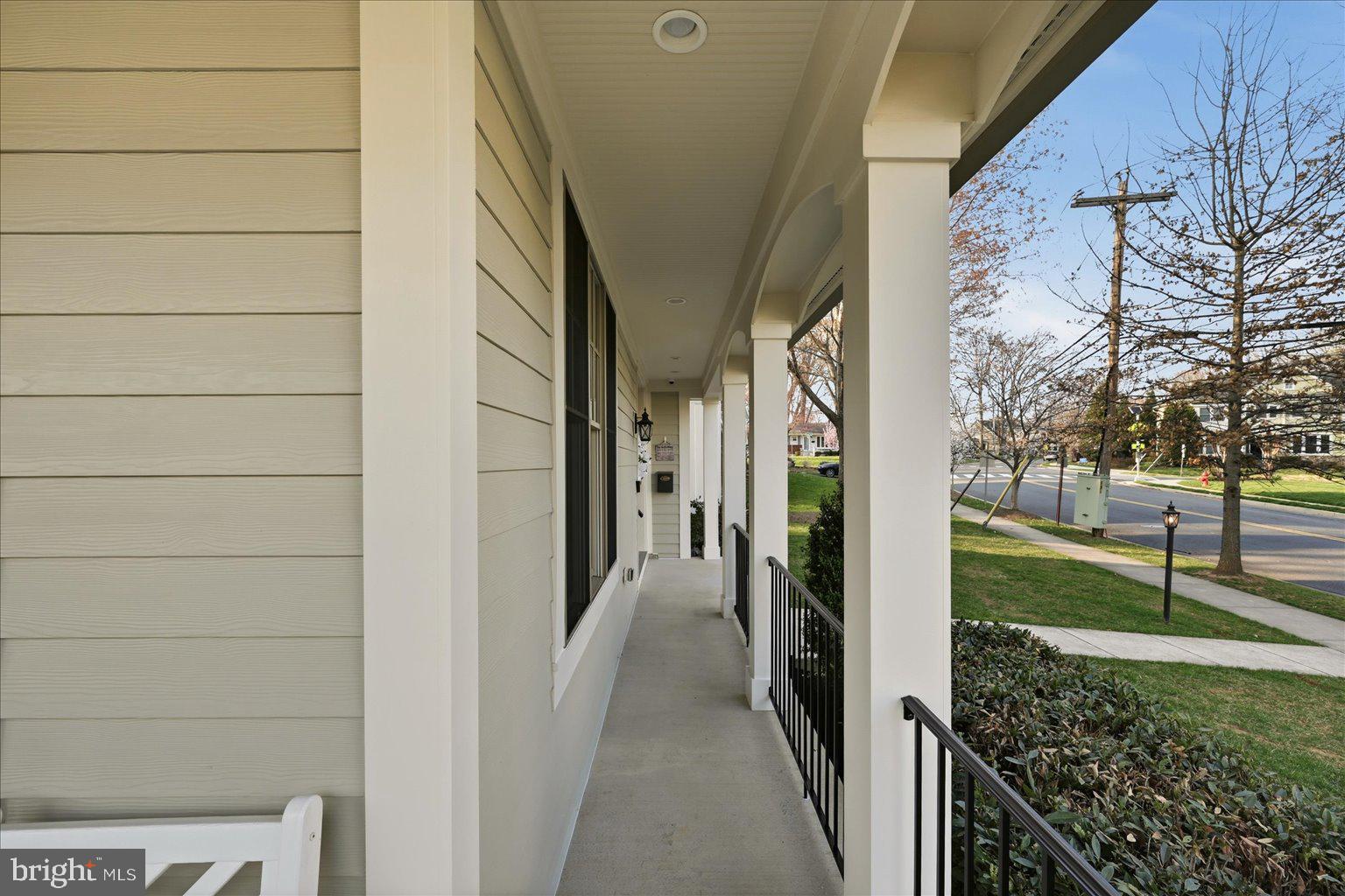 VIENNA WOODS - Residential