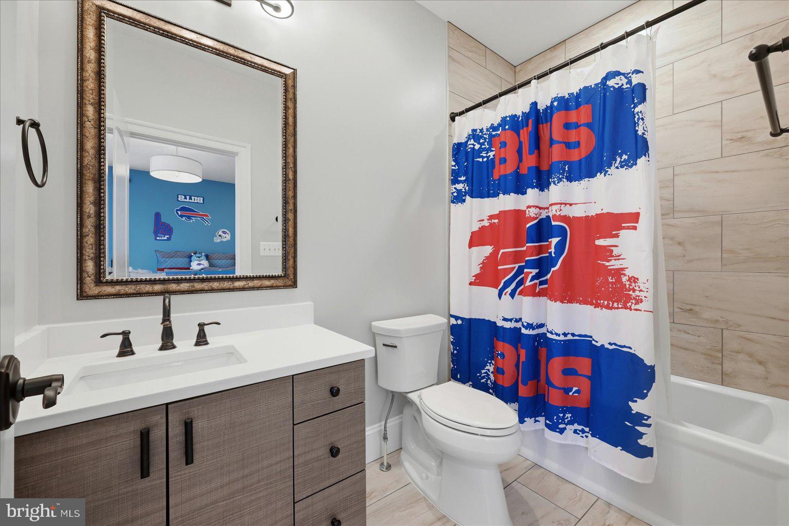 VIENNA WOODS - Residential