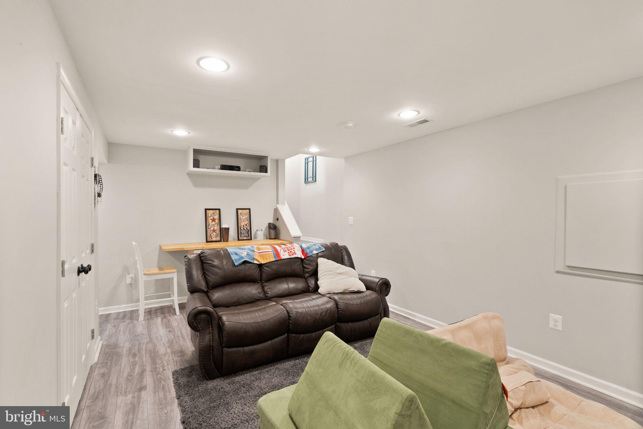 FOXBOROUGH - Residential