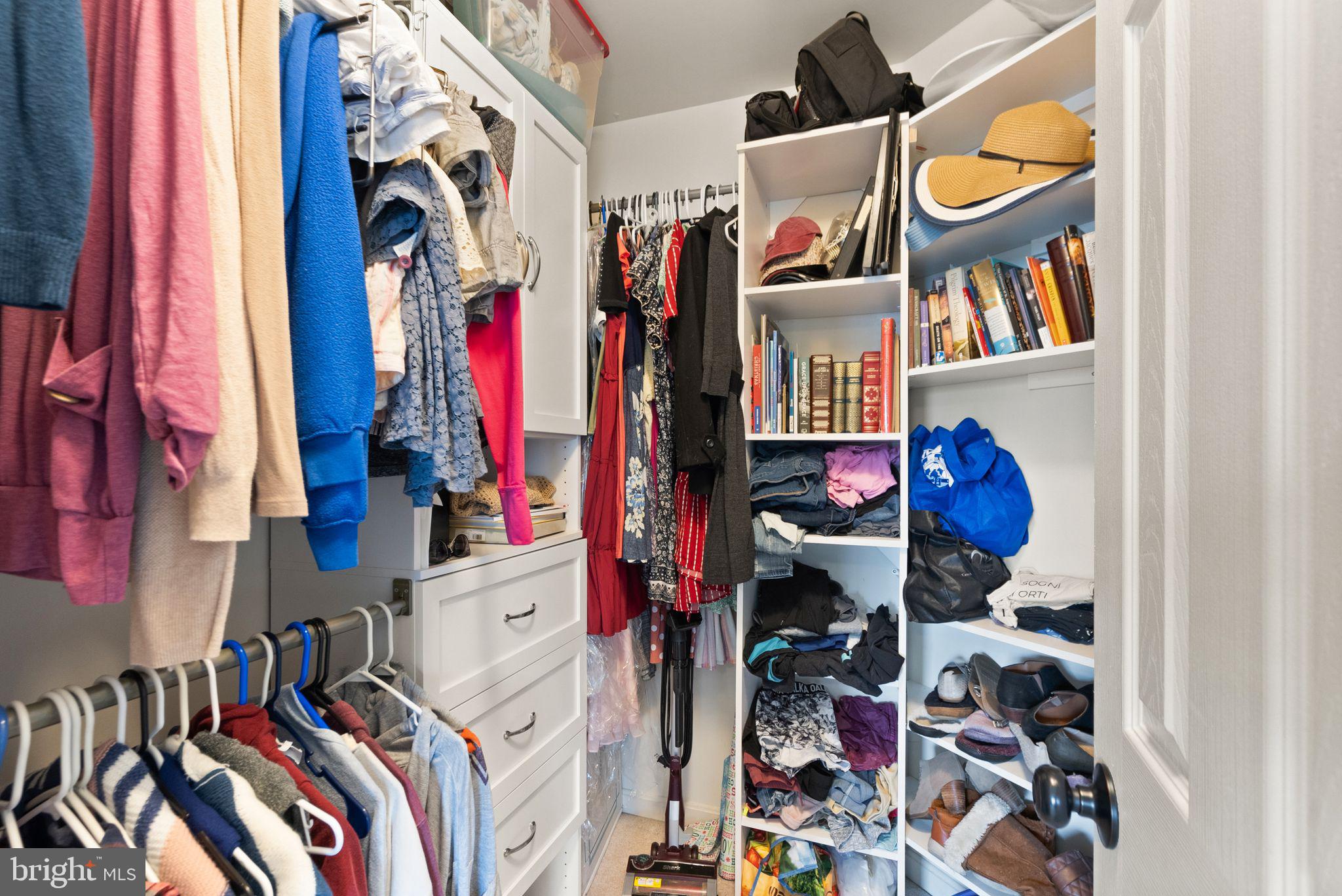 FOXBOROUGH - Residential