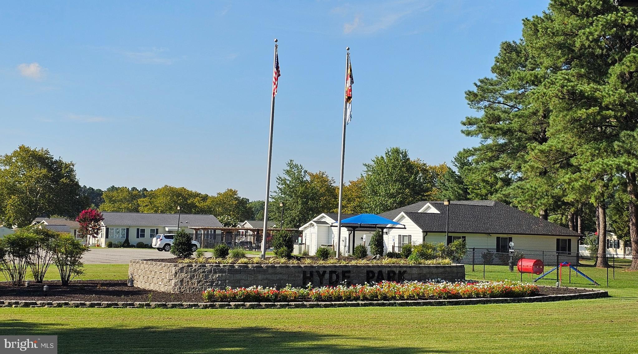 HYDE PARK - Residential