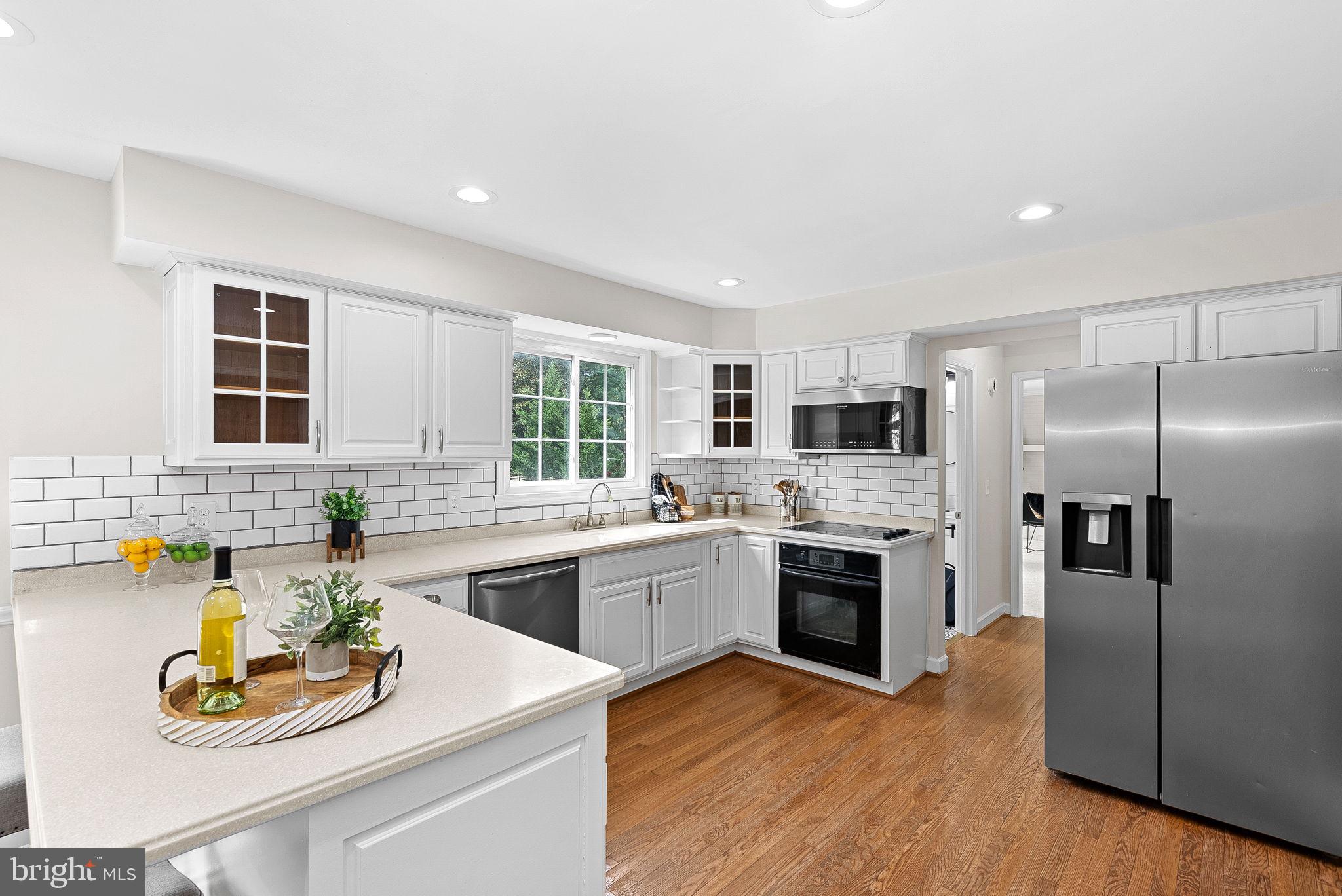 COUNTRYSIDE - Residential