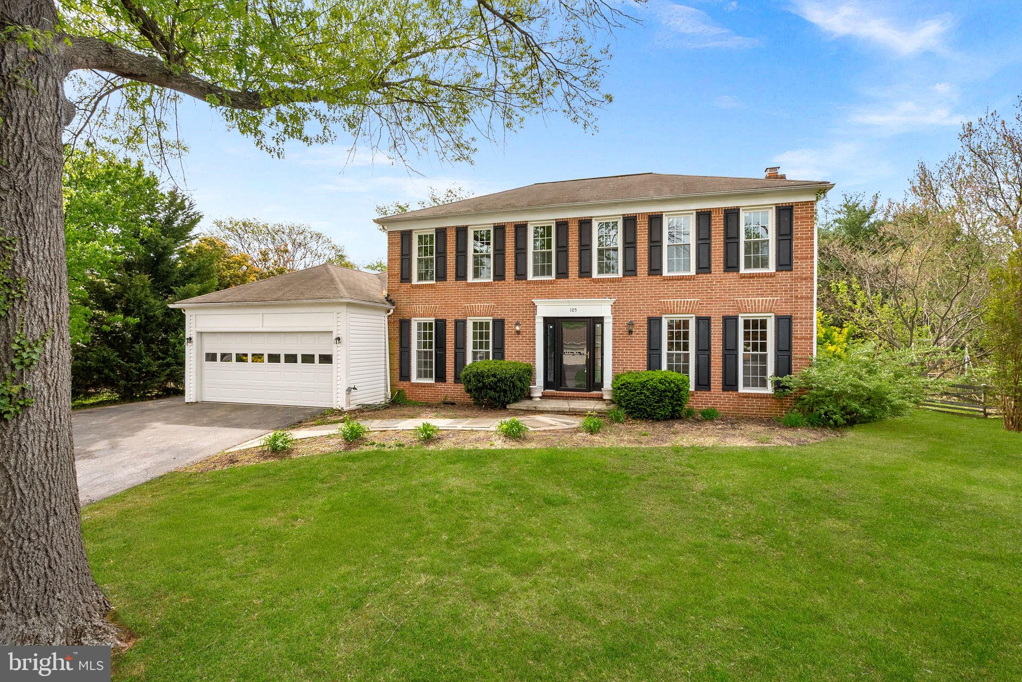 COUNTRYSIDE - Residential