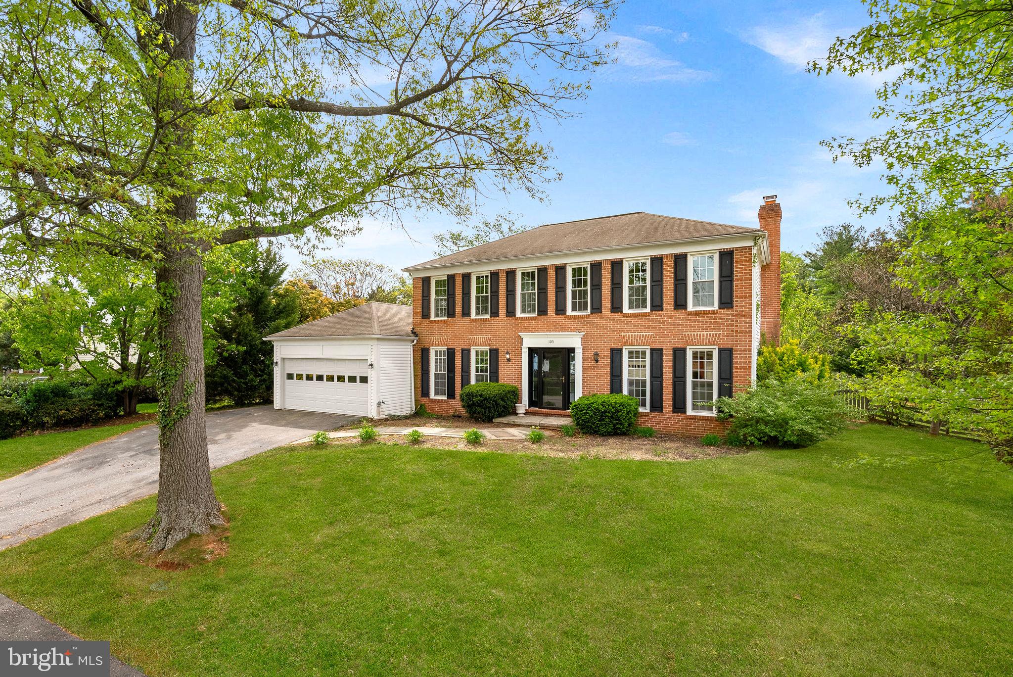 COUNTRYSIDE - Residential