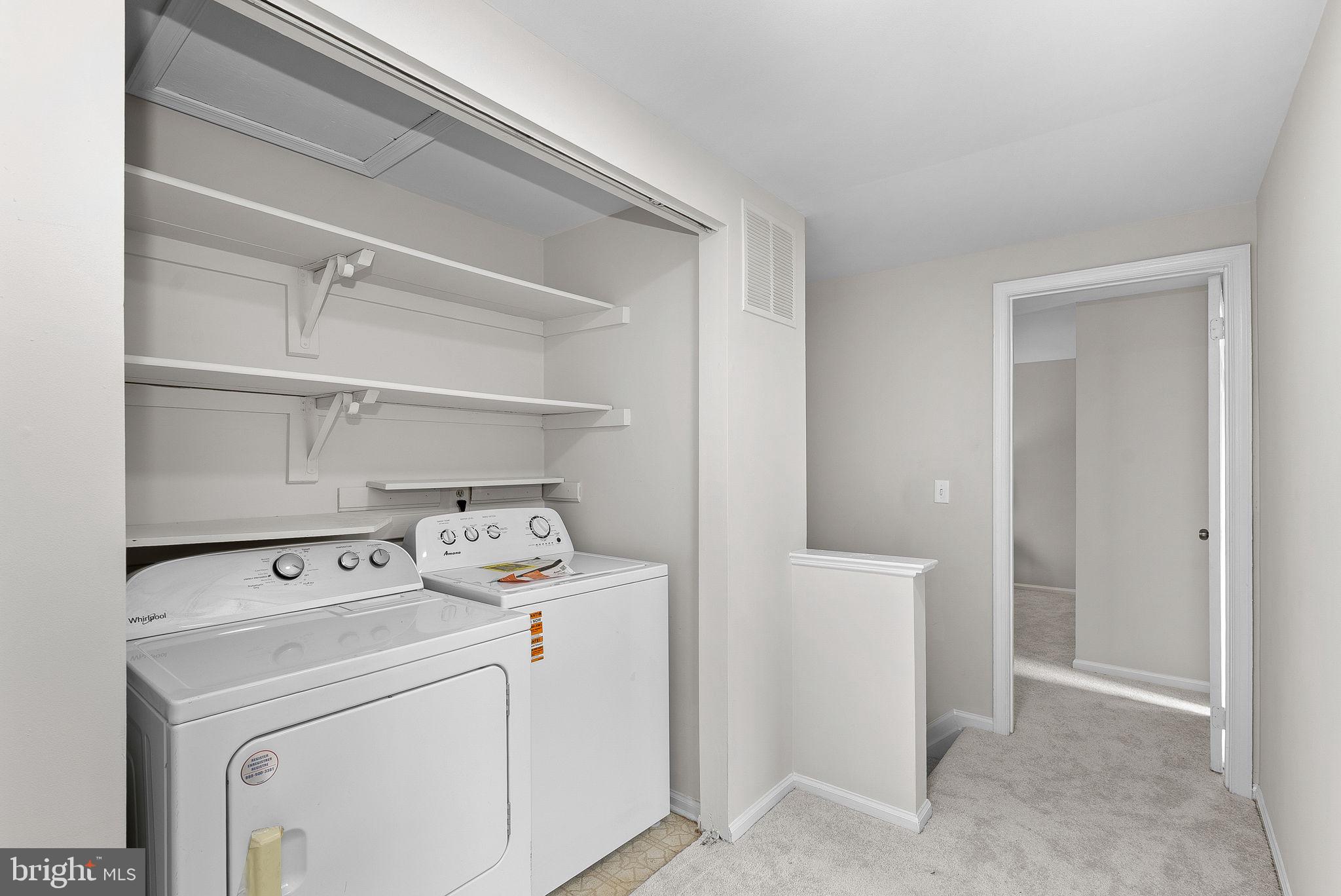 COUNTRYSIDE - Residential