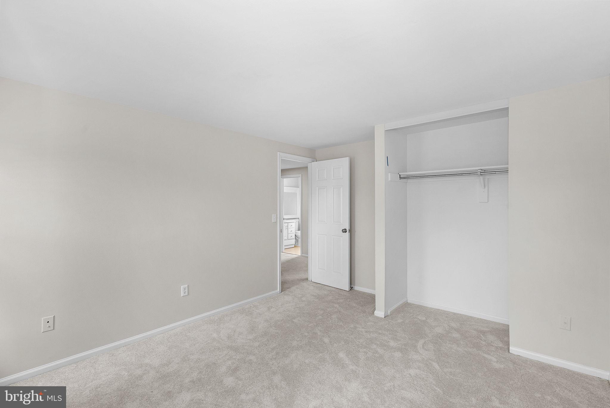 COUNTRYSIDE - Residential