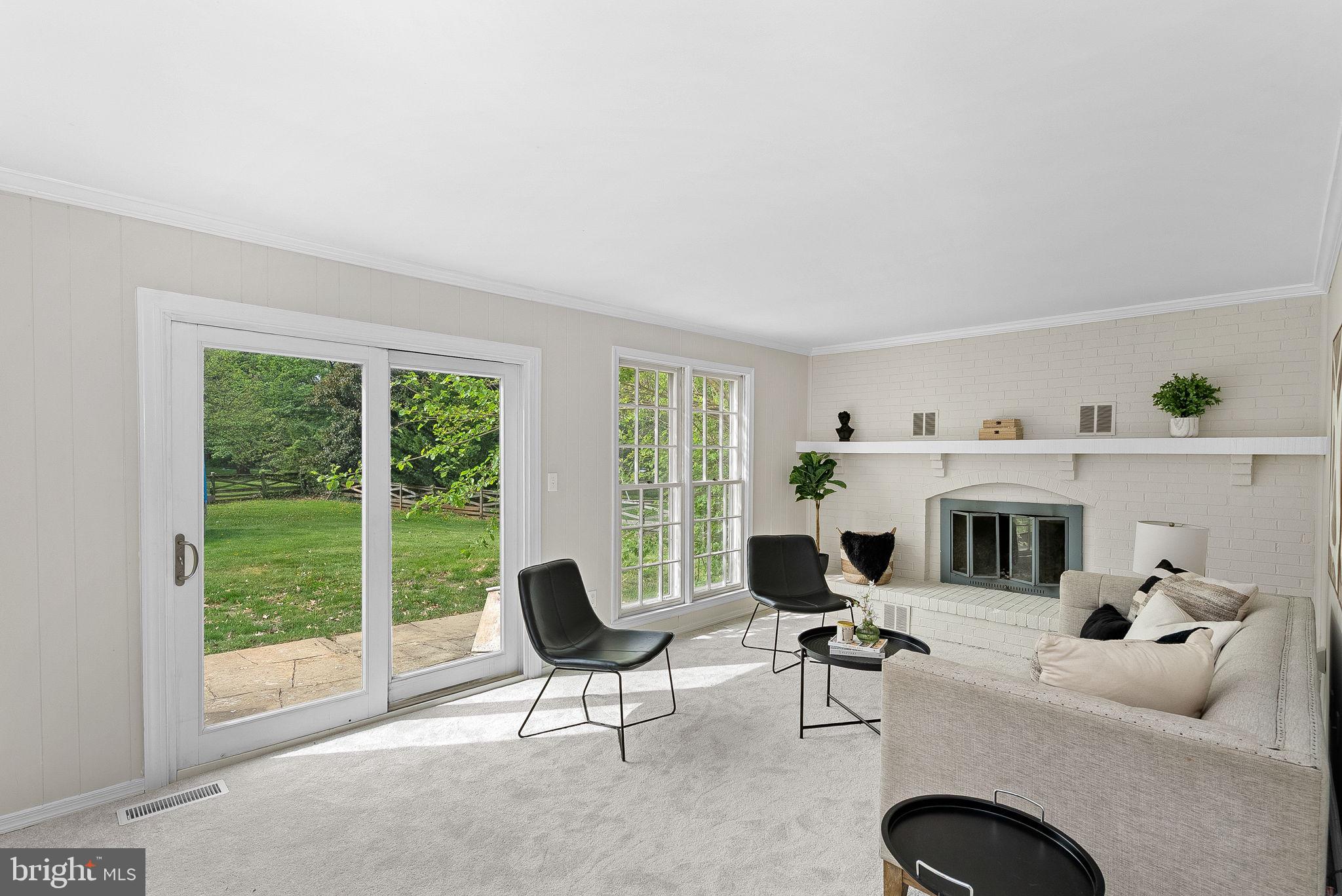 COUNTRYSIDE - Residential