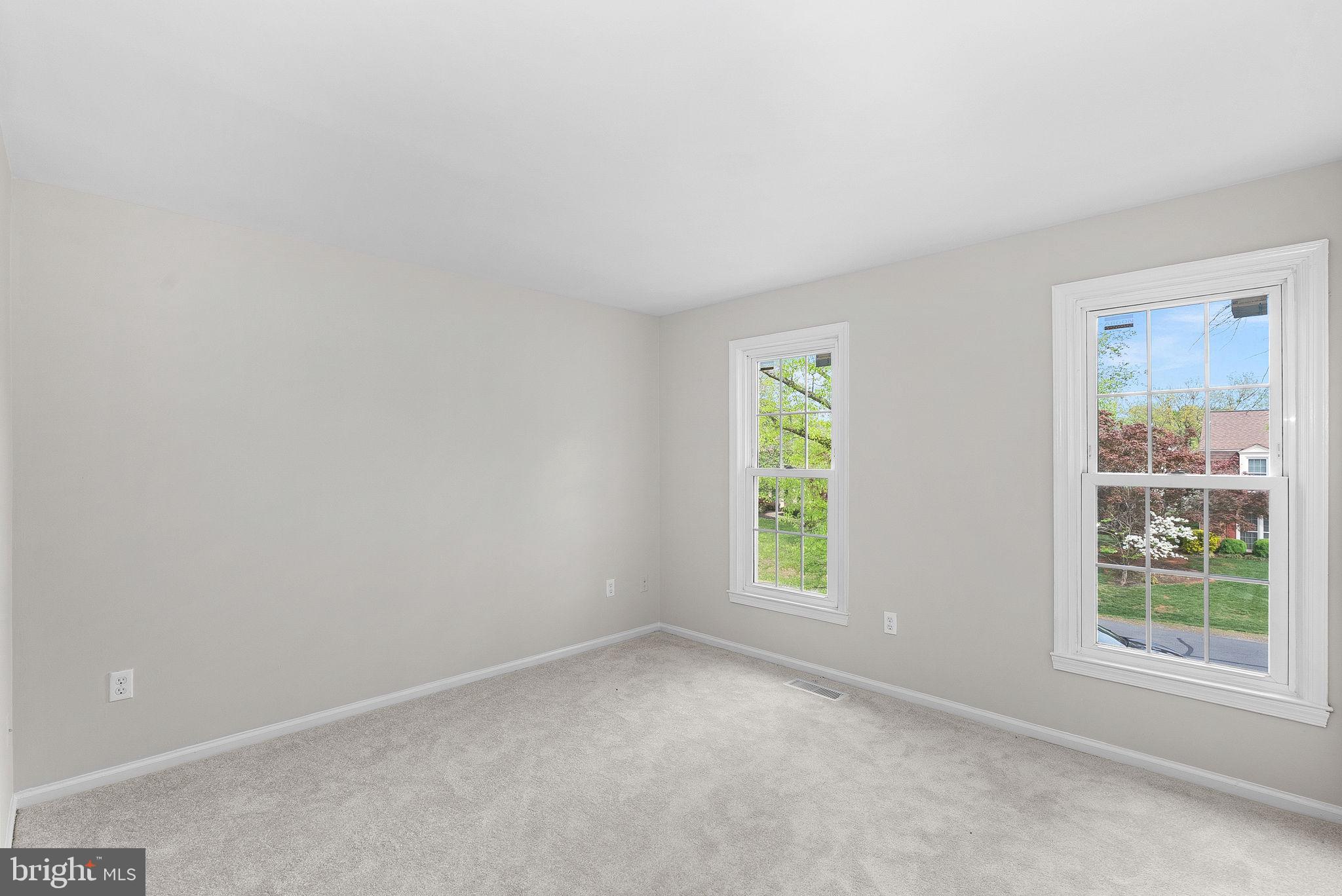 COUNTRYSIDE - Residential