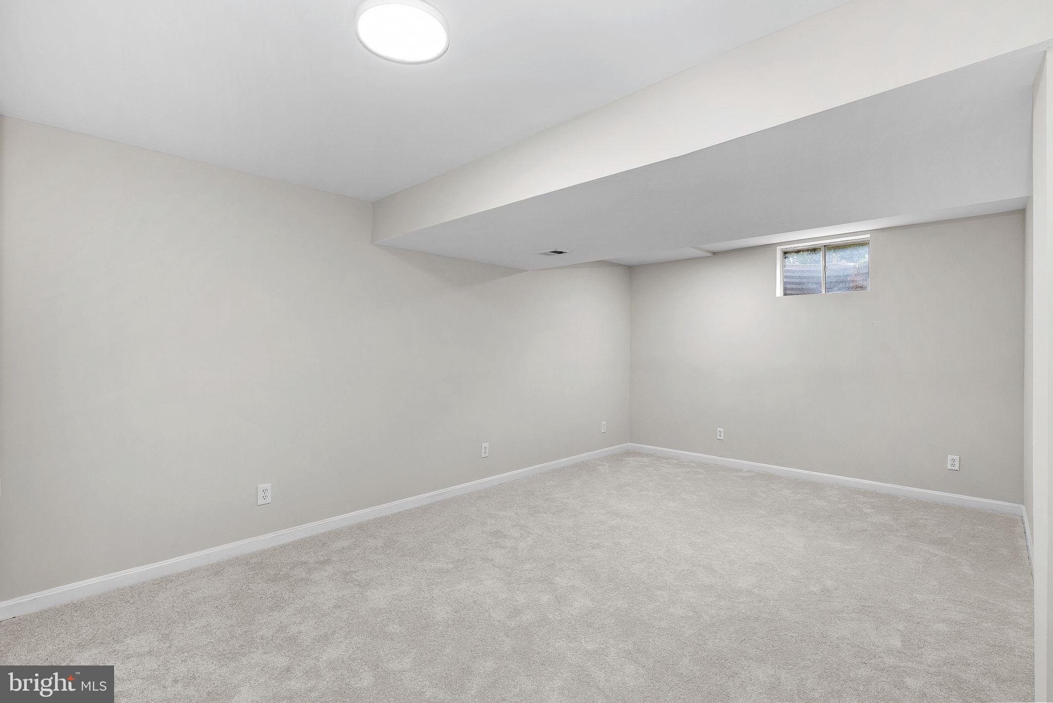 COUNTRYSIDE - Residential